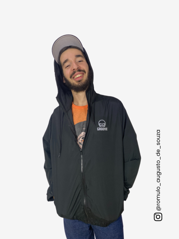 Jaqueta Corta Vento Preto GIG Groove
